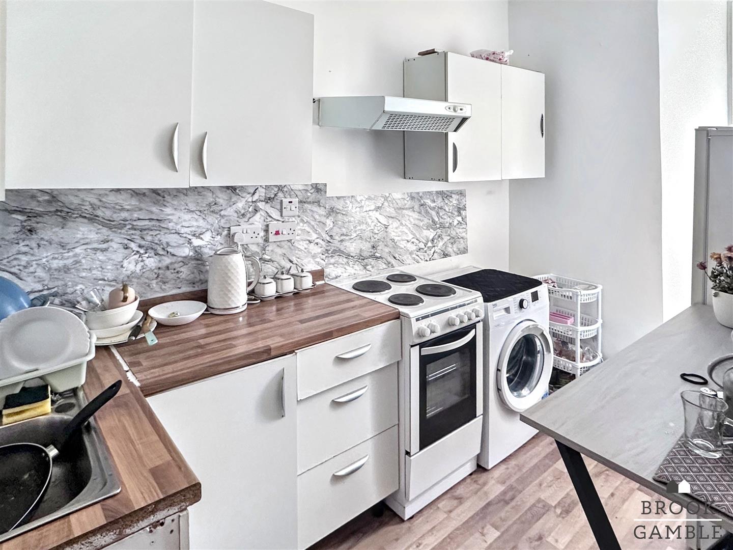 4 Bedroom House. Susans Road in Eastbourne,  5